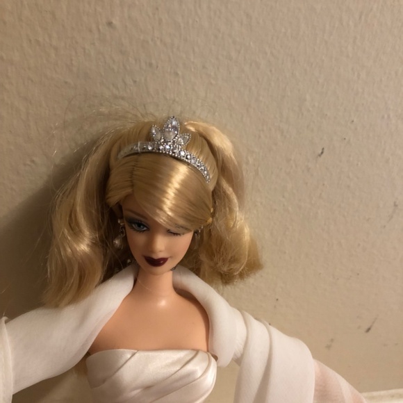 The Duchess of Diamonds Barbie with box - Picture 4 of 8